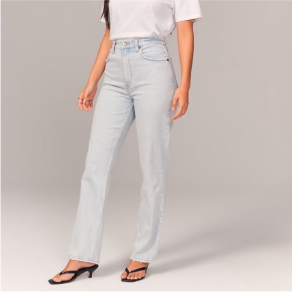 Abercrombie & Fitch Curve Love The slim straight ultra high rise jeans | 27 - Picture 1 of 7